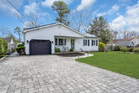 117 Inlet Avenue Manahawkin NJ 08050