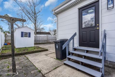 117 Inlet Avenue Manahawkin NJ 08050
