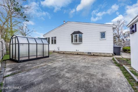 117 Inlet Avenue Manahawkin NJ 08050