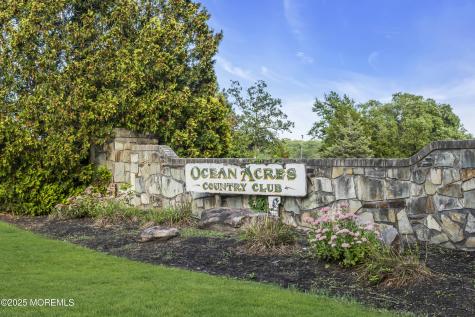 117 Inlet Avenue Manahawkin NJ 08050
