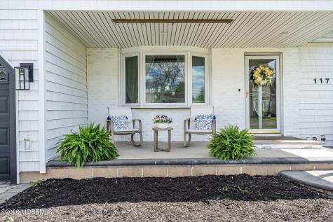117 Inlet Avenue Manahawkin NJ 08050