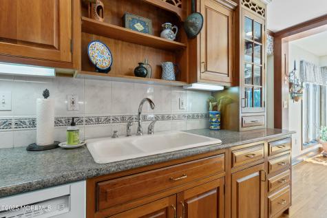 1183 Cynthia Lane Toms River NJ 08755