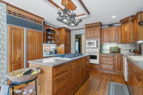 1183 Cynthia Lane Toms River NJ 08755