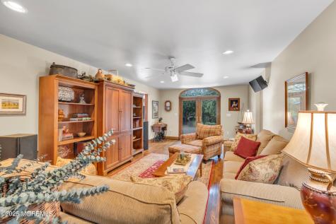 1183 Cynthia Lane Toms River NJ 08755