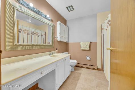 617C Huntington Drive Lakewood NJ 08701