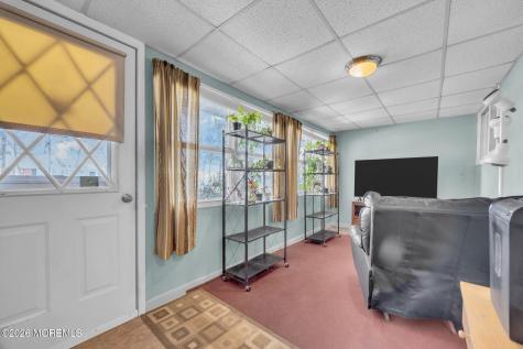 617C Huntington Drive Lakewood NJ 08701