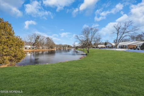 617C Huntington Drive Lakewood NJ 08701