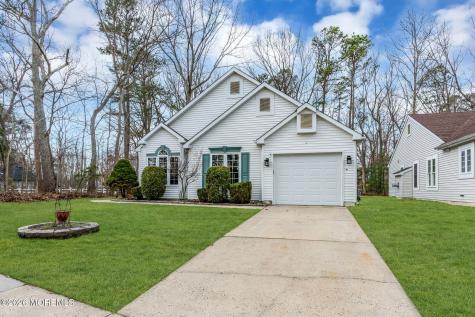 40 N Avon Drive Jackson NJ 08527