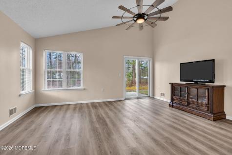 40 N Avon Drive Jackson NJ 08527