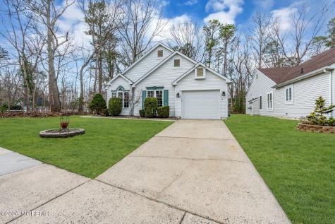 40 N Avon Drive Jackson NJ 08527