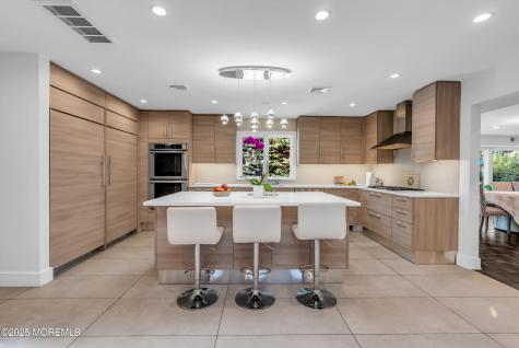 311 Park Avenue Oakhurst NJ 07755