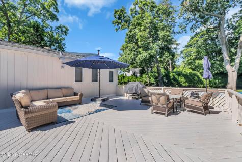 311 Park Avenue Oakhurst NJ 07755