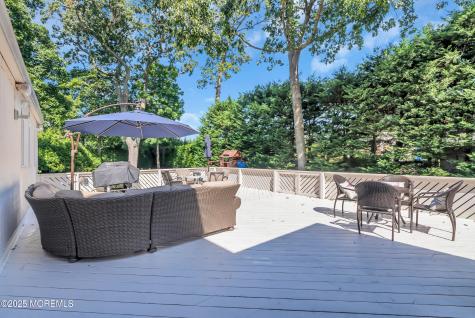311 Park Avenue Oakhurst NJ 07755
