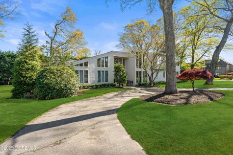 311 Park Avenue Oakhurst NJ 07755