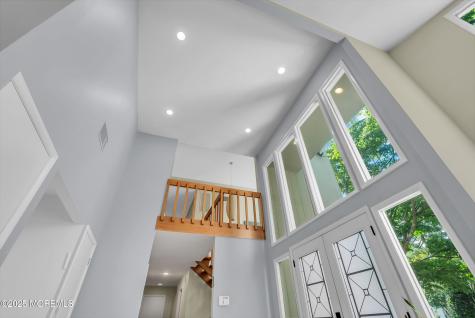 311 Park Avenue Oakhurst NJ 07755