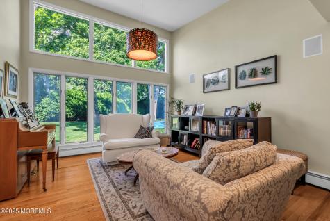 311 Park Avenue Oakhurst NJ 07755