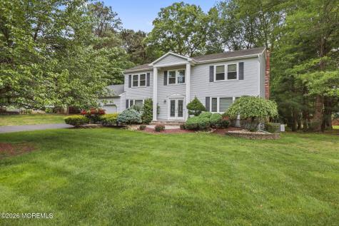 42 Saupe Drive Manalapan NJ 07726
