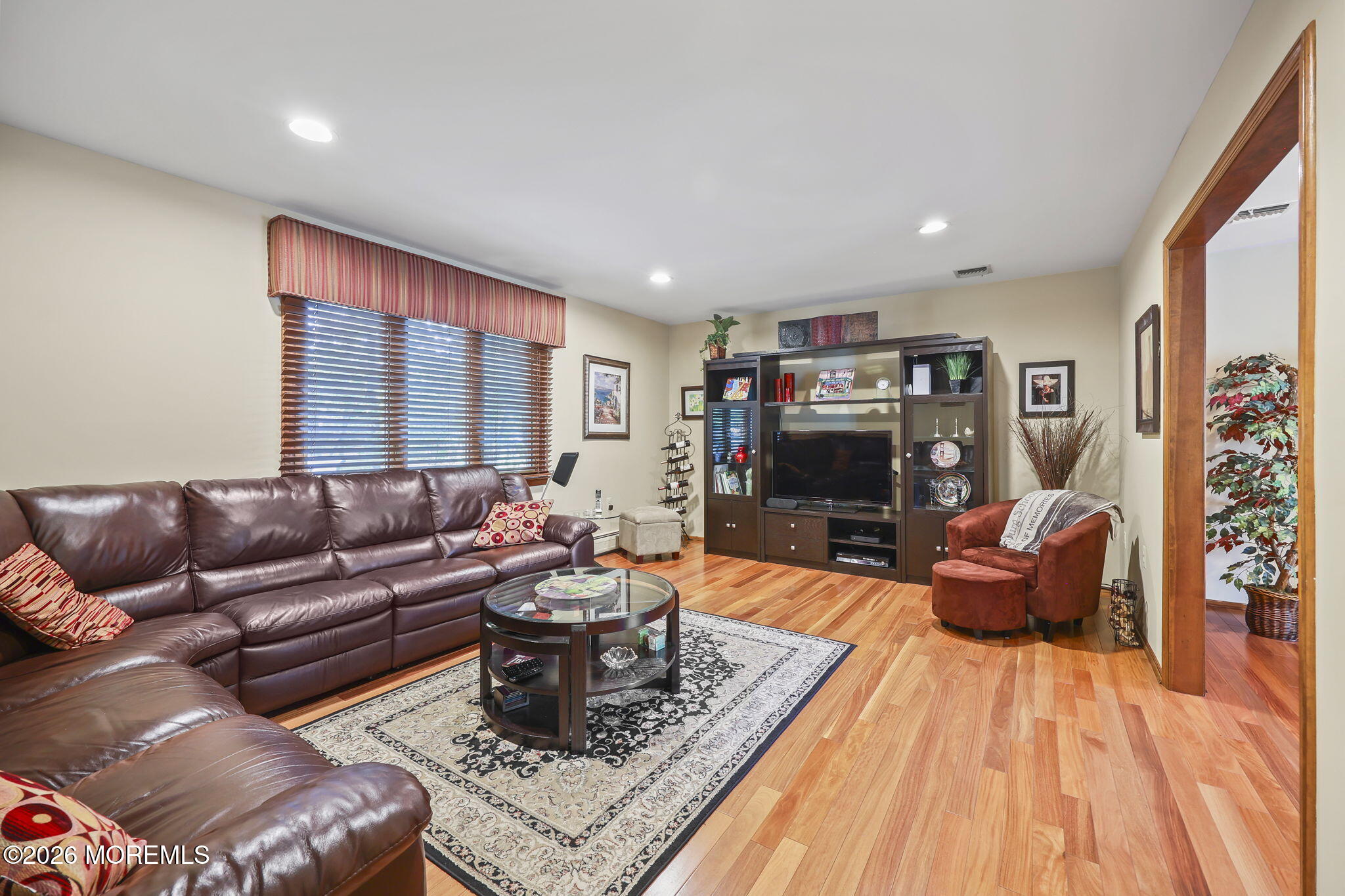 42 Saupe Drive Manalapan NJ 07726