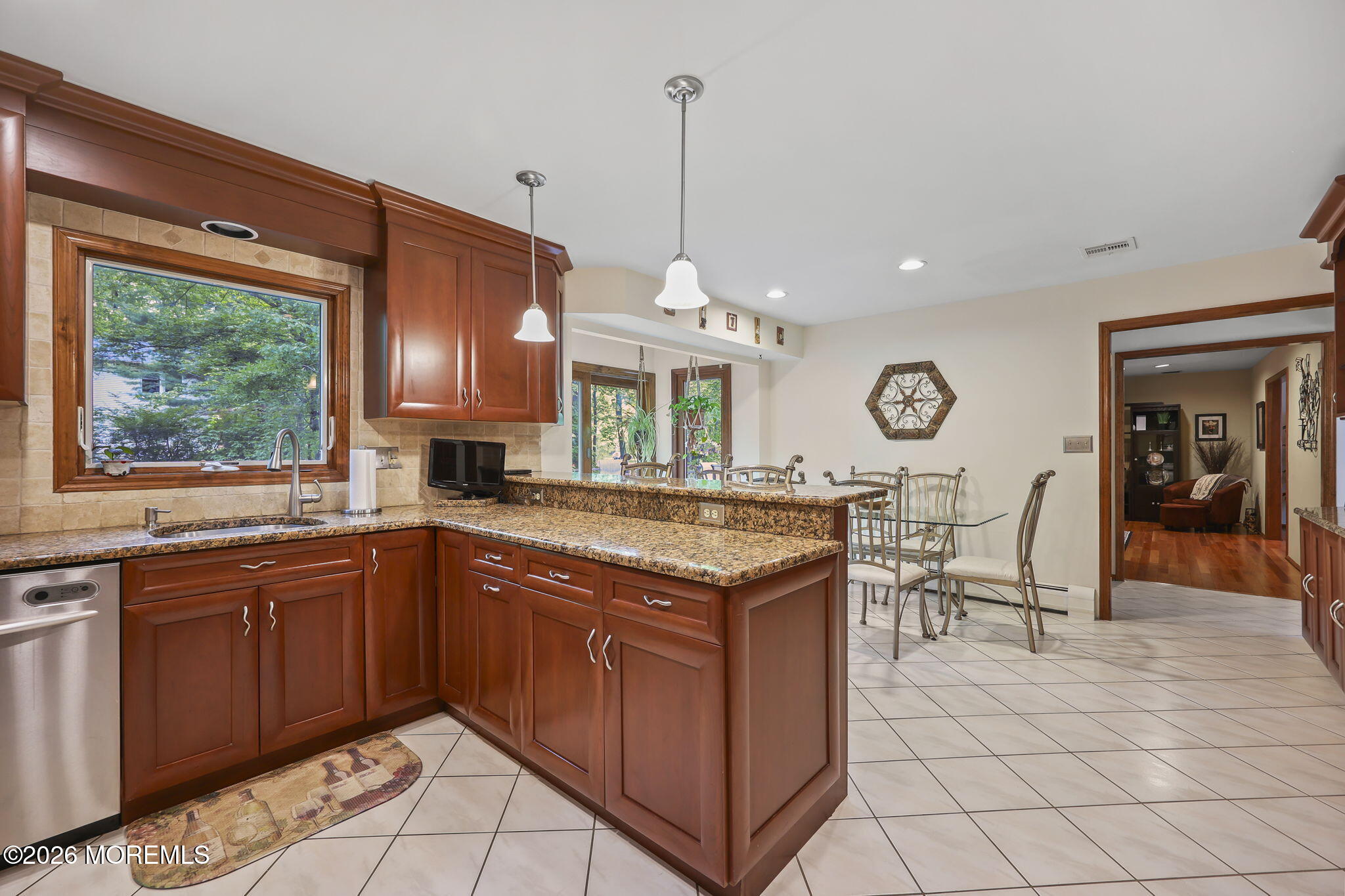 42 Saupe Drive Manalapan NJ 07726