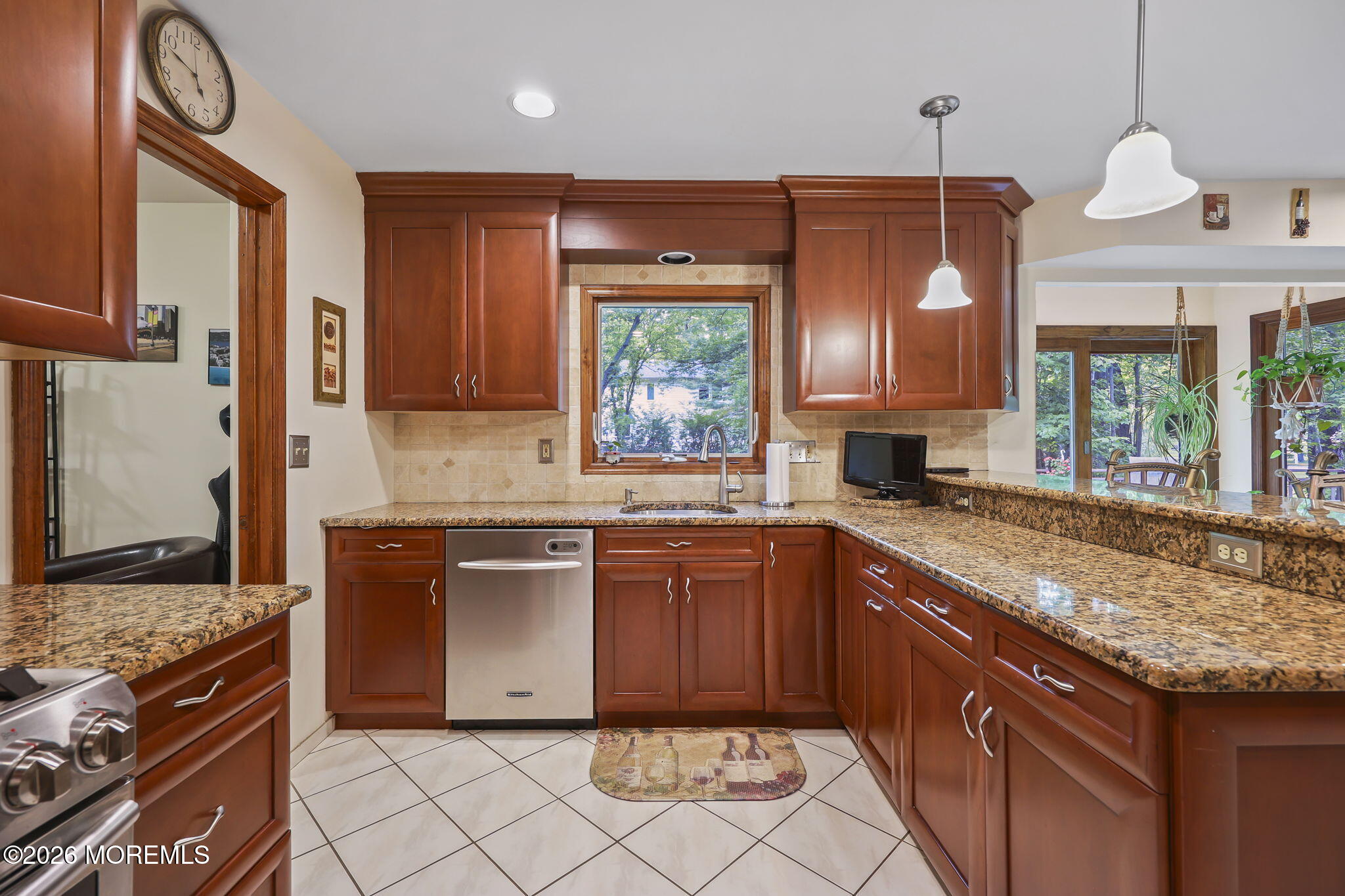 42 Saupe Drive Manalapan NJ 07726