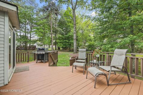 42 Saupe Drive Manalapan NJ 07726