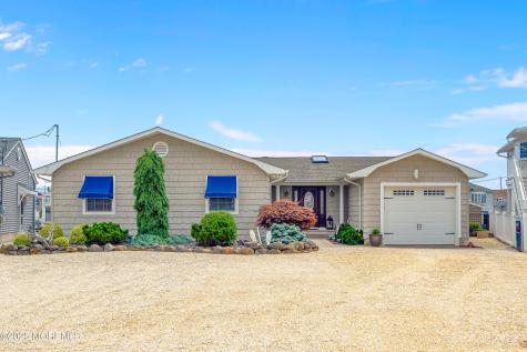 348 Venice Drive Lavallette NJ 08735