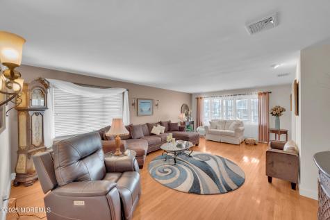 348 Venice Drive Lavallette NJ 08735