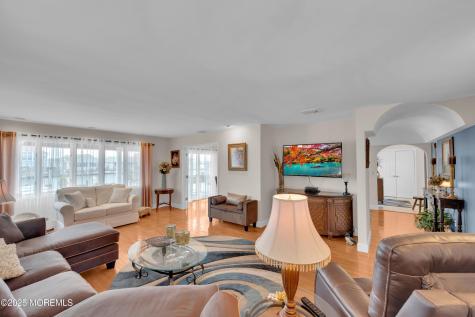 348 Venice Drive Lavallette NJ 08735