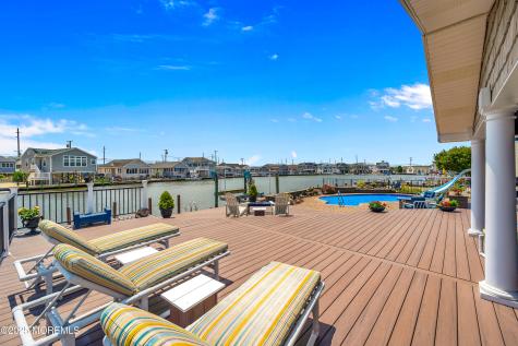 348 Venice Drive Lavallette NJ 08735