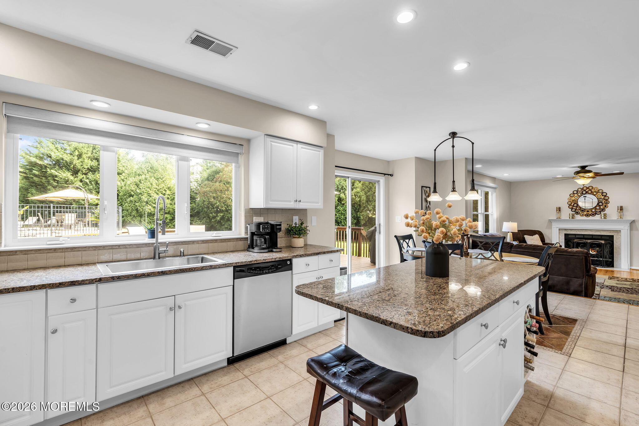 6 Edinburgh Court Jackson NJ 08527
