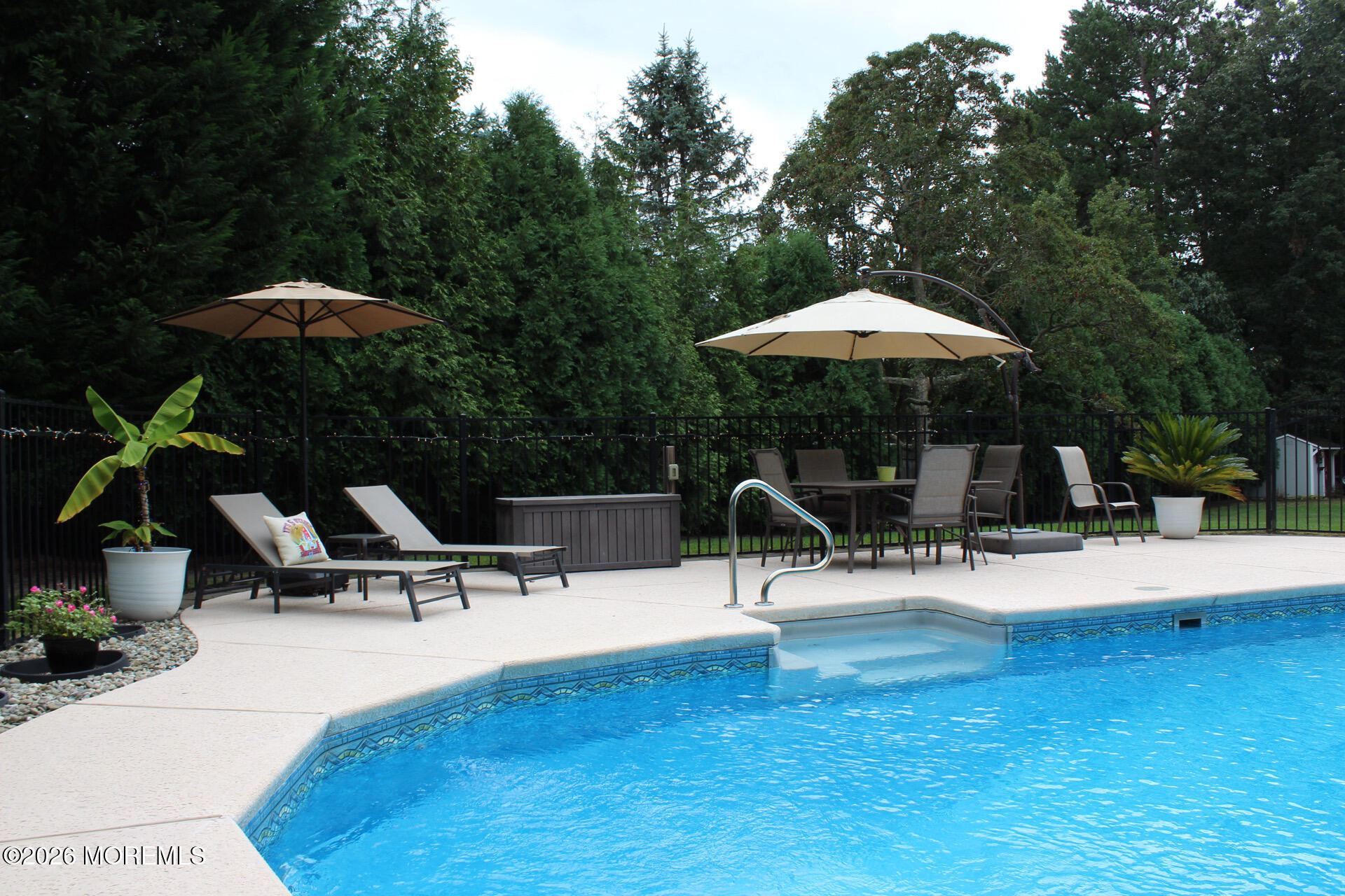6 Edinburgh Court Jackson NJ 08527
