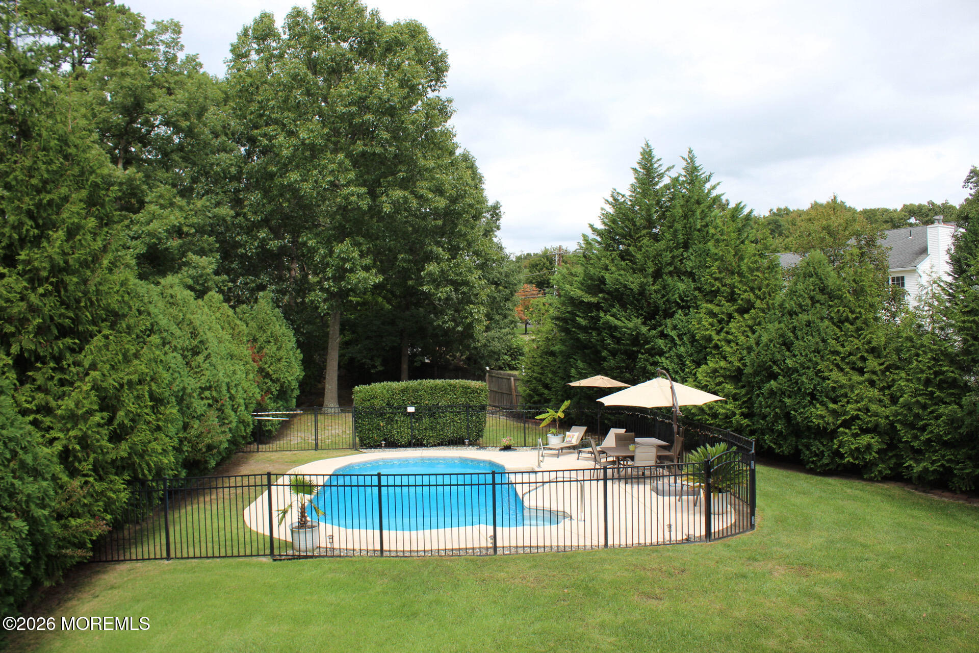 6 Edinburgh Court Jackson NJ 08527