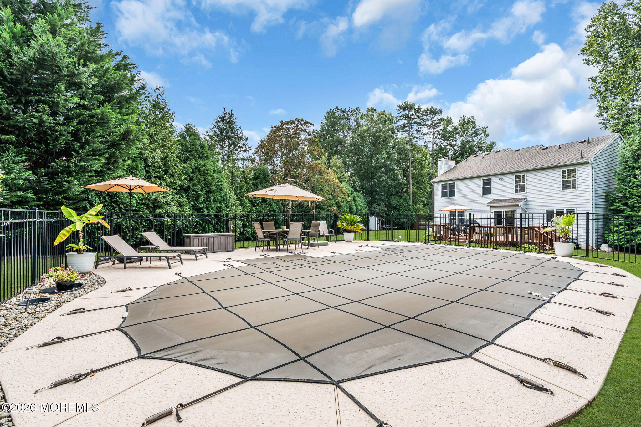 6 Edinburgh Court Jackson NJ 08527