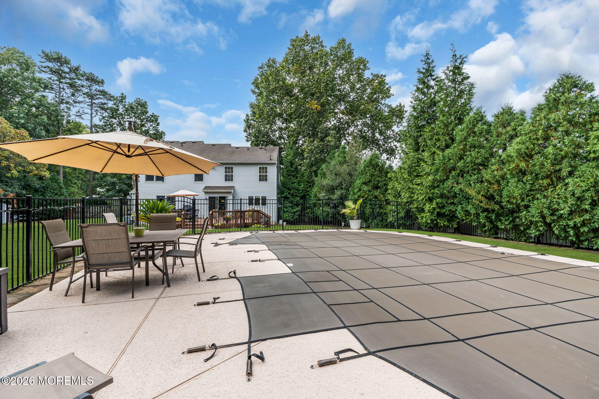 6 Edinburgh Court Jackson NJ 08527