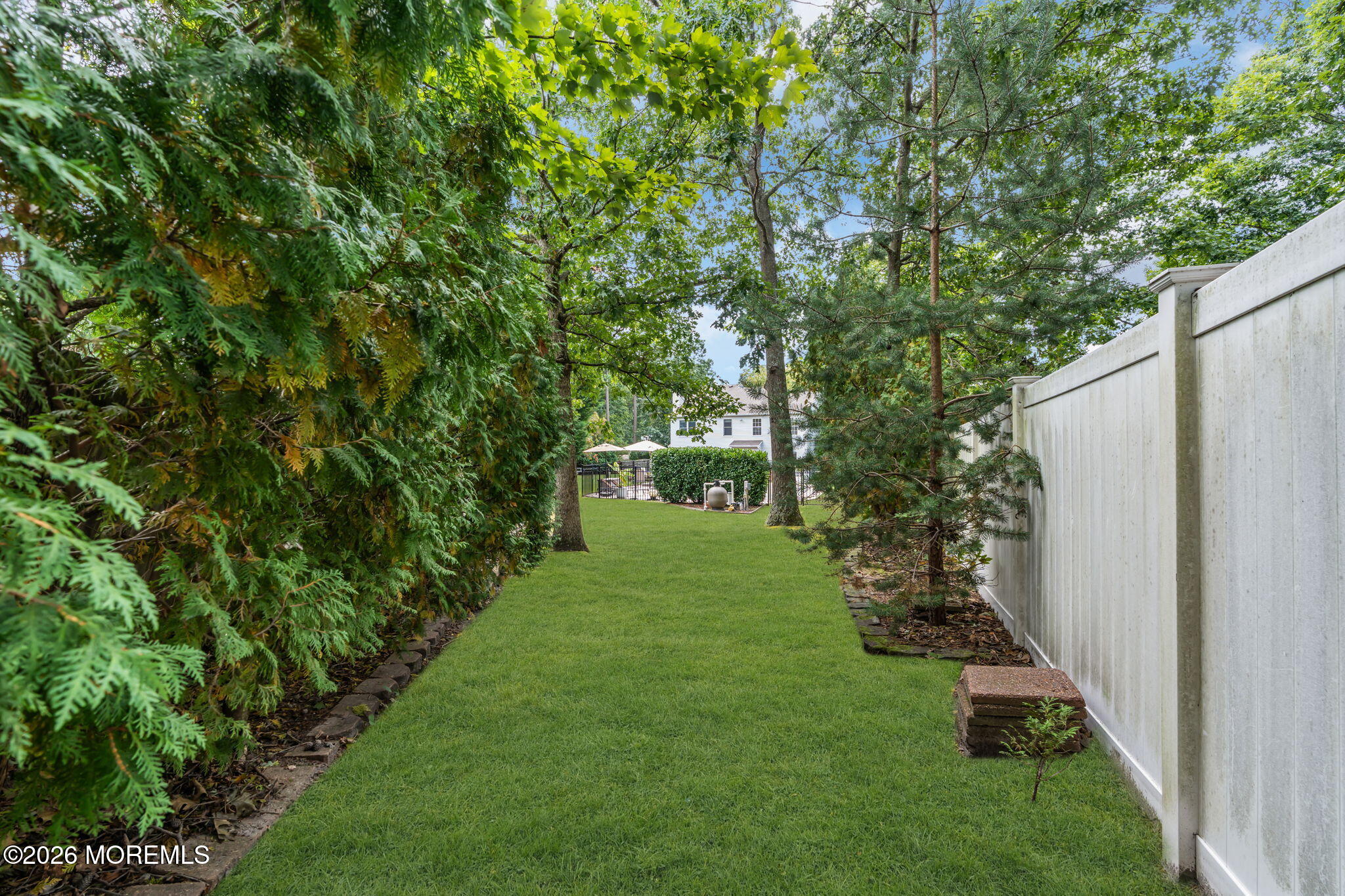 6 Edinburgh Court Jackson NJ 08527