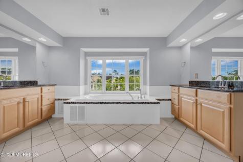 27 Hanging Rock Road Freehold NJ 07728