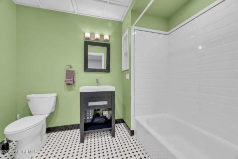 27 Hanging Rock Road Freehold NJ 07728