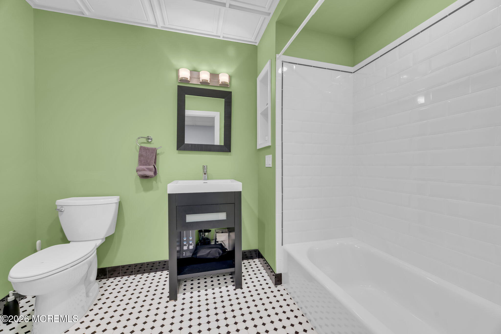27 Hanging Rock Road Freehold NJ 07728