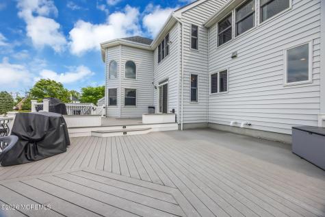 27 Hanging Rock Road Freehold NJ 07728