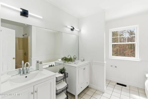 565 Buttonwood Drive Jackson NJ 08527