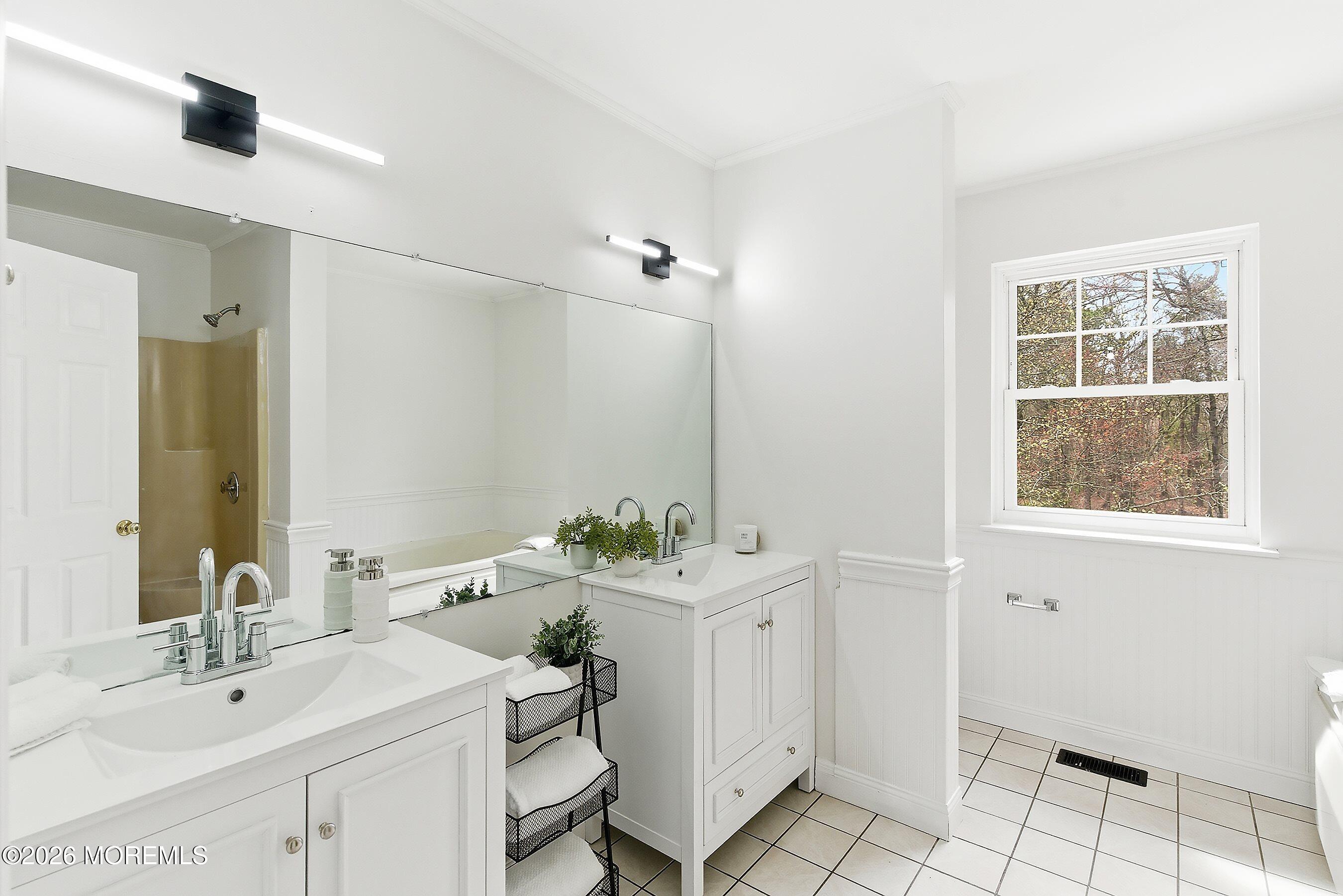 565 Buttonwood Drive Jackson NJ 08527