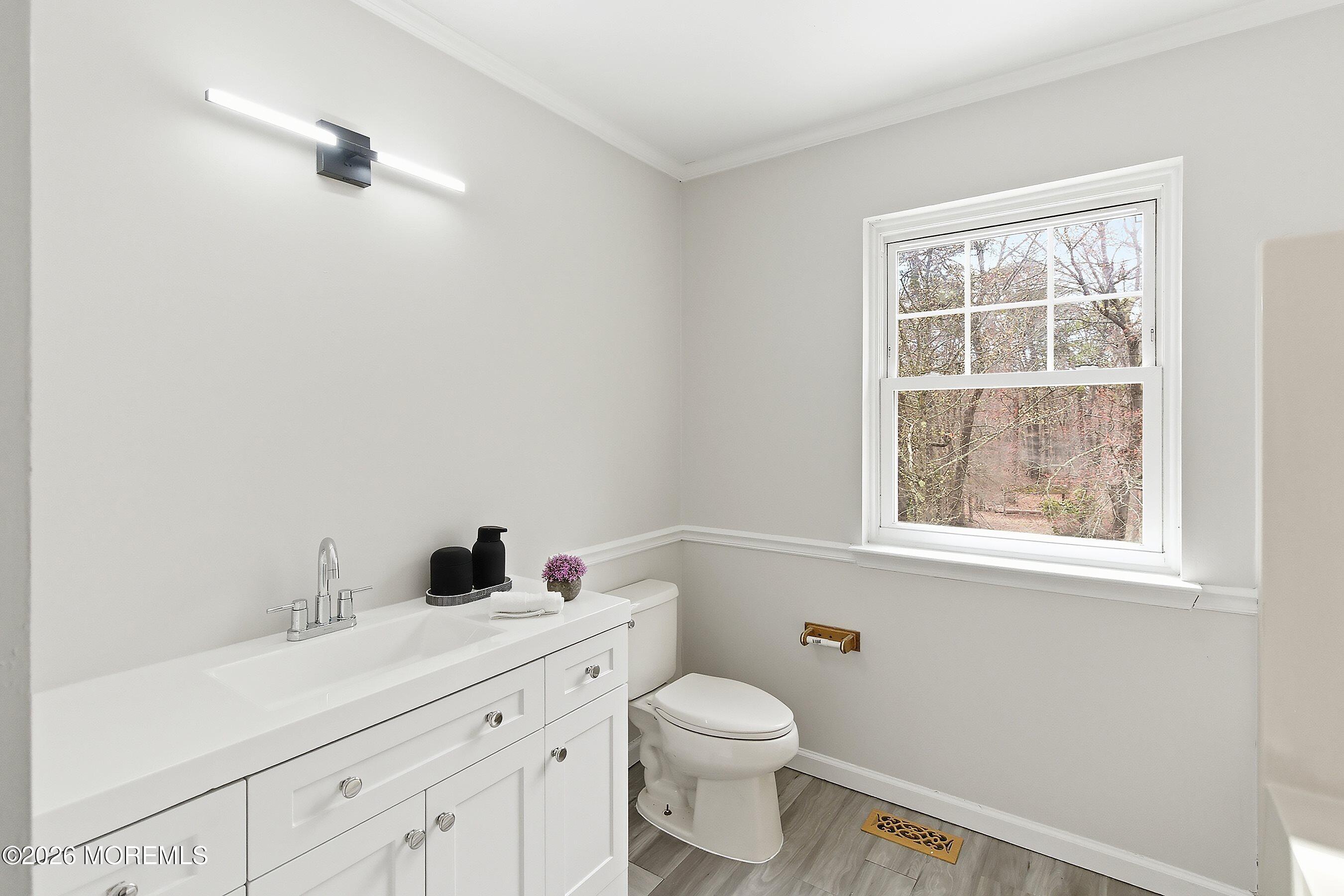 565 Buttonwood Drive Jackson NJ 08527