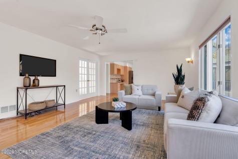 7 Shira Lane Manalapan NJ 07726