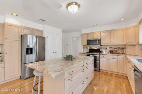 7 Shira Lane Manalapan NJ 07726