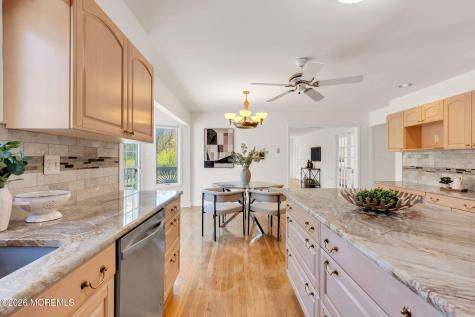 7 Shira Lane Manalapan NJ 07726