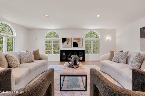 7 Shira Lane Manalapan NJ 07726
