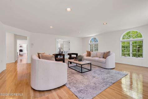 7 Shira Lane Manalapan NJ 07726