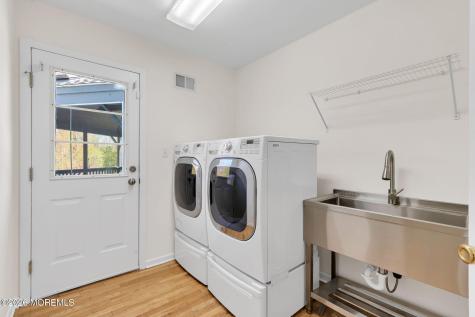 7 Shira Lane Manalapan NJ 07726