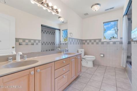 7 Shira Lane Manalapan NJ 07726