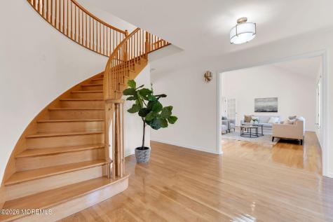 7 Shira Lane Manalapan NJ 07726